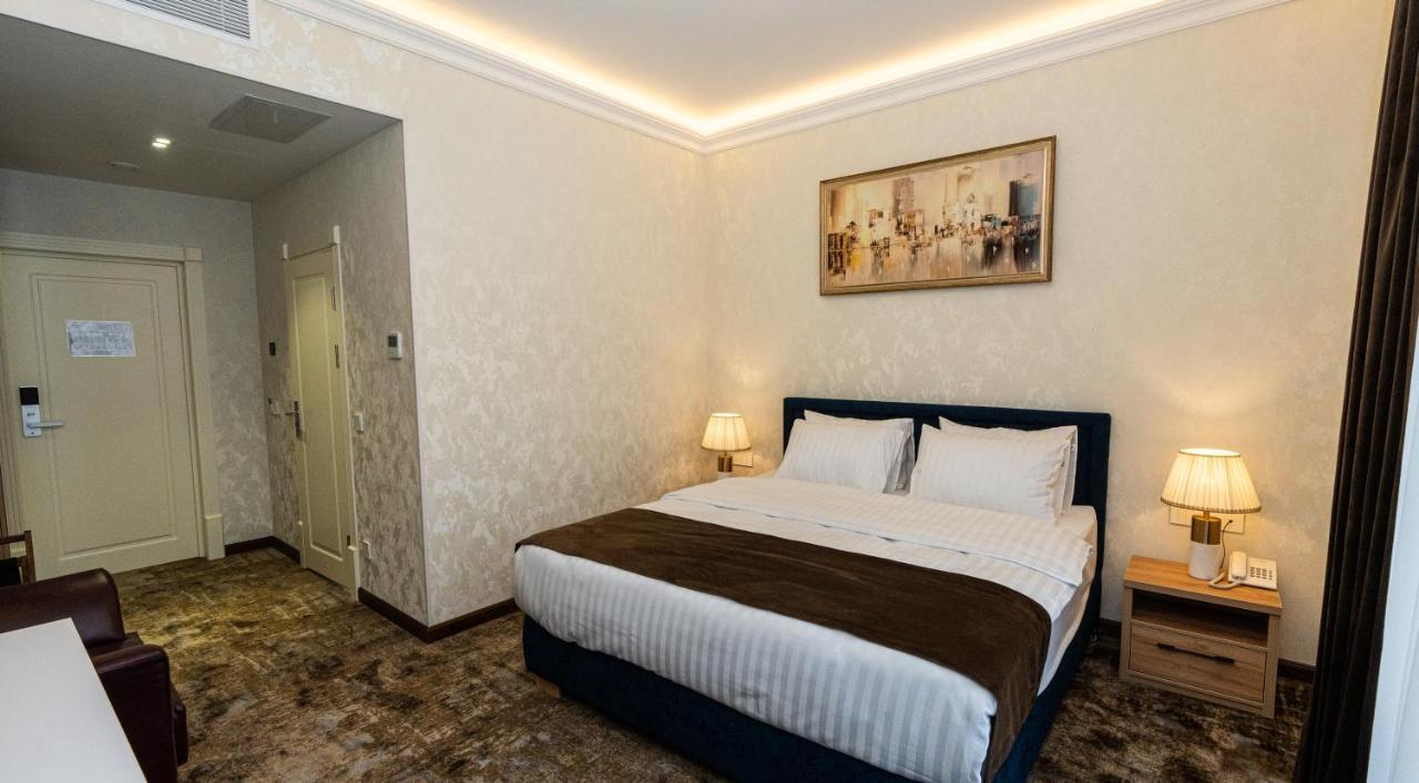 Garnet Mir Hotel ทาชเคนต์ ภายนอก รูปภาพ