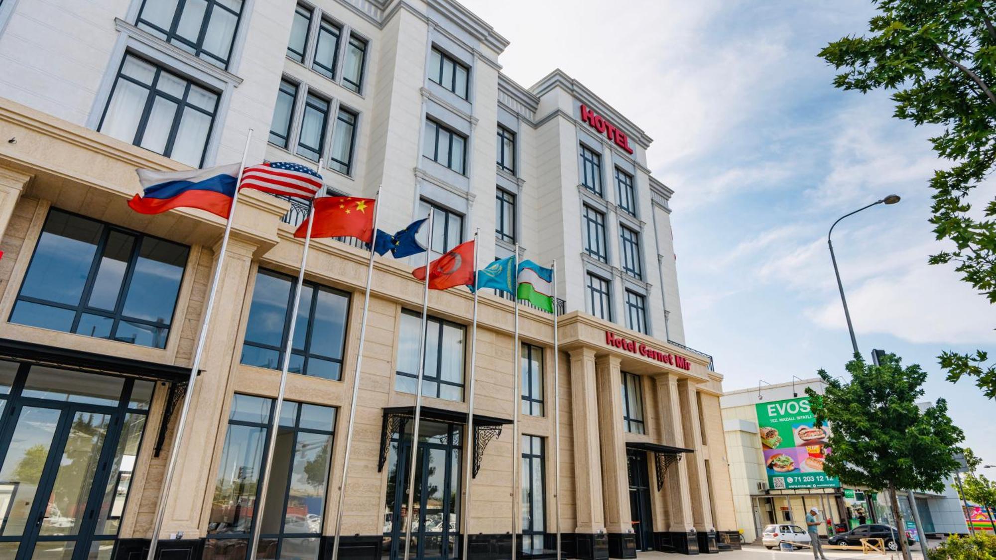 Garnet Mir Hotel ทาชเคนต์ ภายนอก รูปภาพ