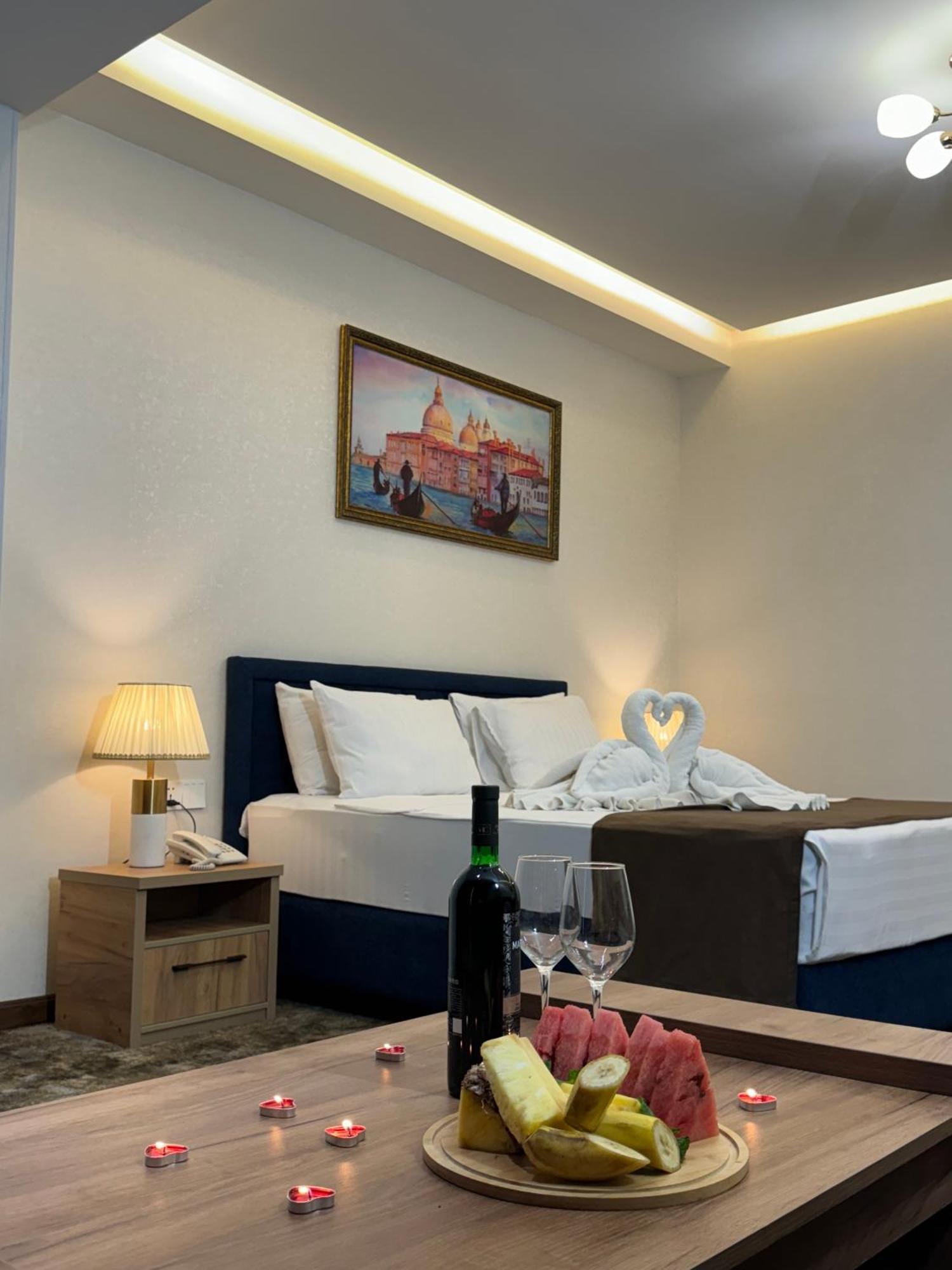 Garnet Mir Hotel ทาชเคนต์ ภายนอก รูปภาพ