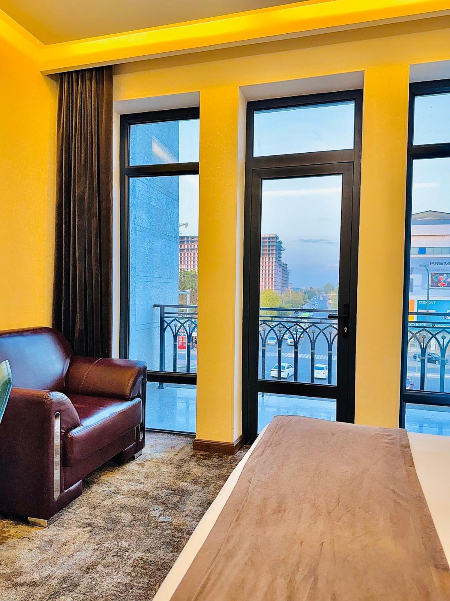 Garnet Mir Hotel ทาชเคนต์ ภายนอก รูปภาพ