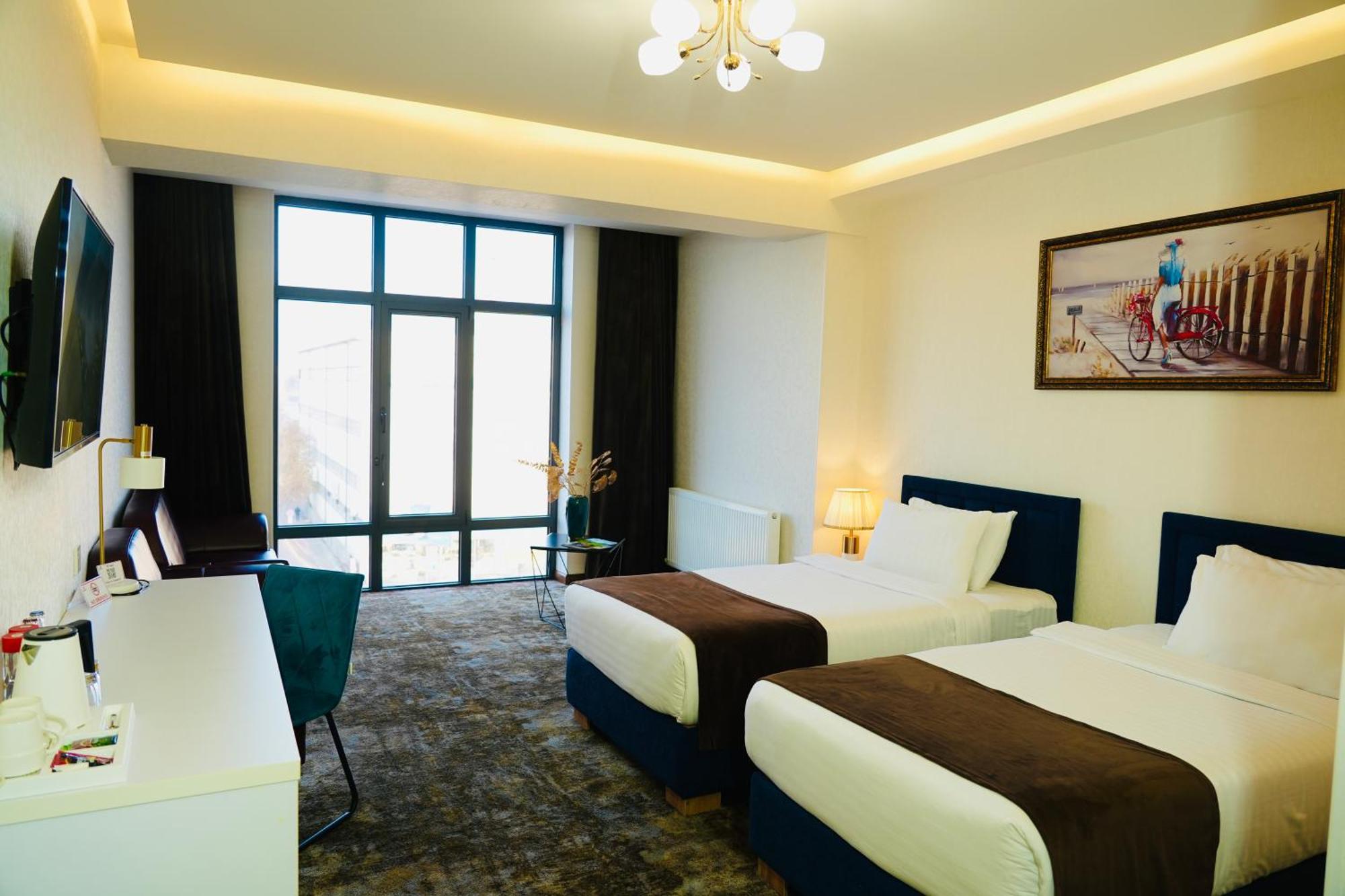 Garnet Mir Hotel ทาชเคนต์ ภายนอก รูปภาพ