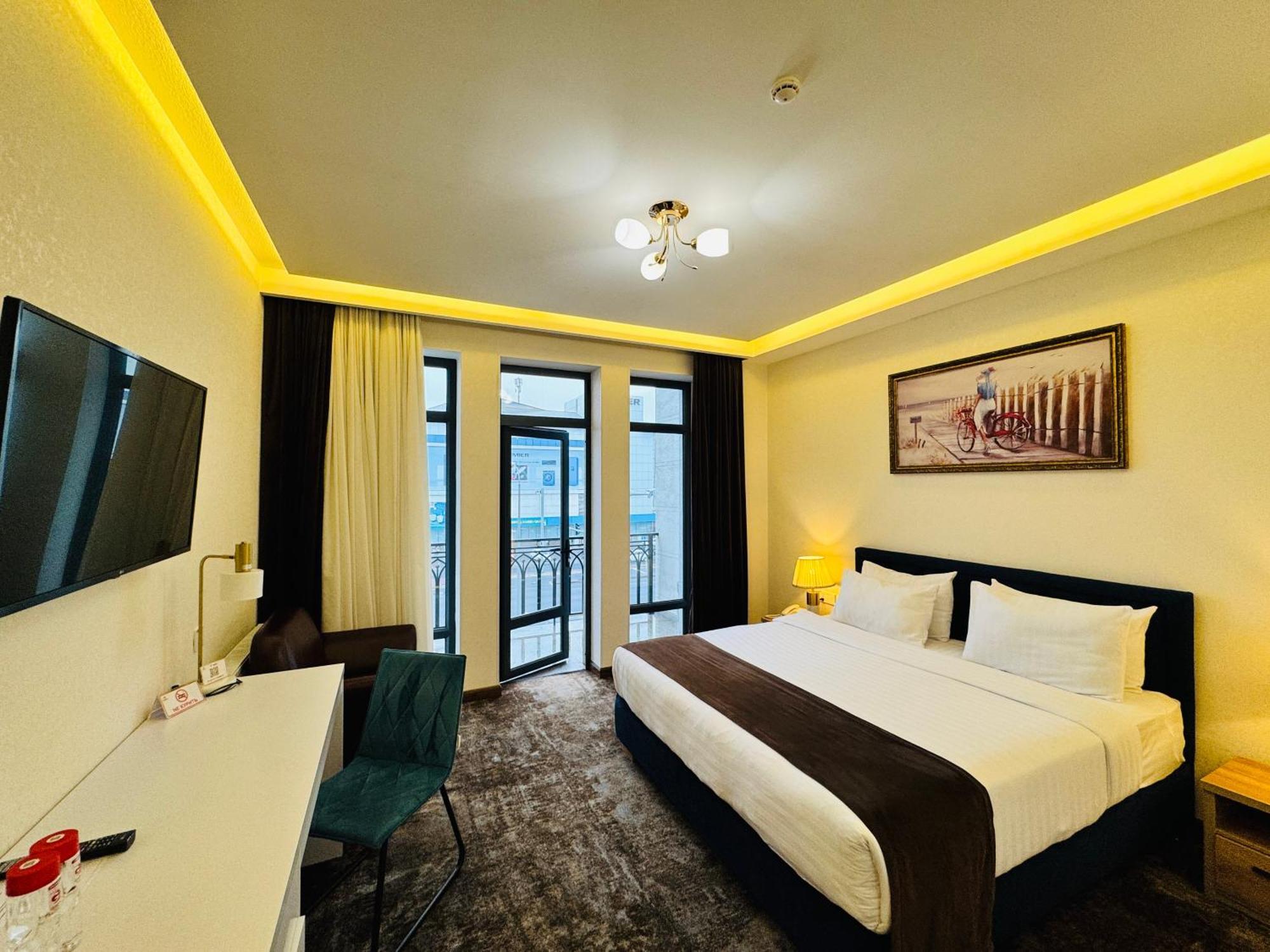 Garnet Mir Hotel ทาชเคนต์ ภายนอก รูปภาพ