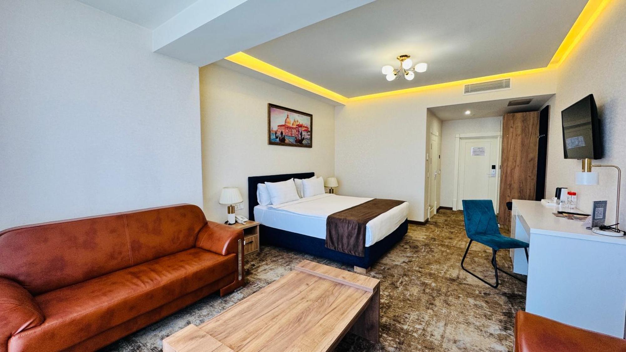 Garnet Mir Hotel ทาชเคนต์ ภายนอก รูปภาพ